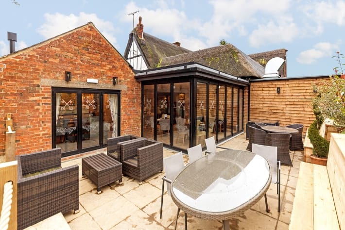 Jones Architecure + Design